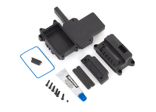 Sealed Receiver Box  w/ Esc Mount / Receiver Box Cover / Access Plug / Foam Pads / Silicone Grease / 2 2.5X10 Cs / 4 3X10 Bcs